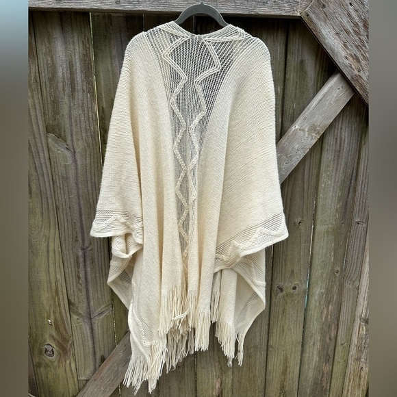 Do Everything in Love Boho Crocheted Knit Fringe Trim Kimono Cardigan Sweater - Picture 15 of 16